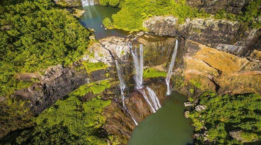 Enjoy a full day in the Nature of Mauritius.